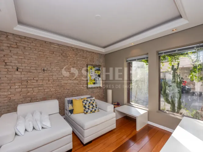 Casa de vila à venda com 03 dormitórios e 01 vaga na Vila Mariana