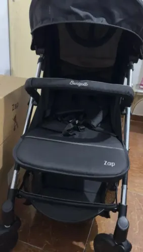 Carrinho de bebê ZAP burigotto compacto vira mala de viagem
