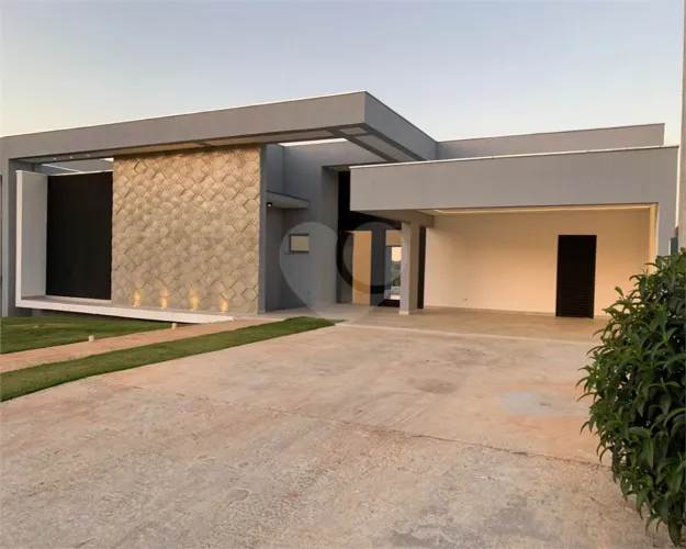 Casa térrea à venda com 3 quartos no Condomínio Village Ipanema I - Araçoiaba da Serra