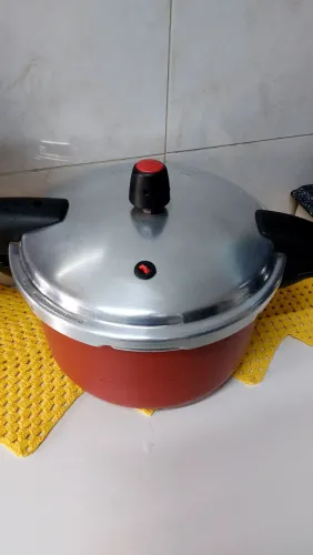 Panela de pressão Tramontina 6 litros