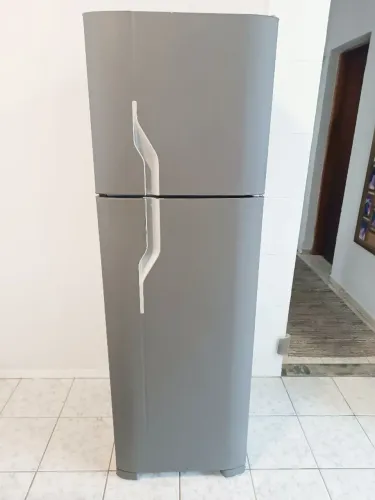 Geladeira DF35A Frost Free (entrego)