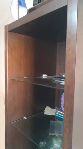 Armário estilo cristaleira ideal pra espaços NOBRES.