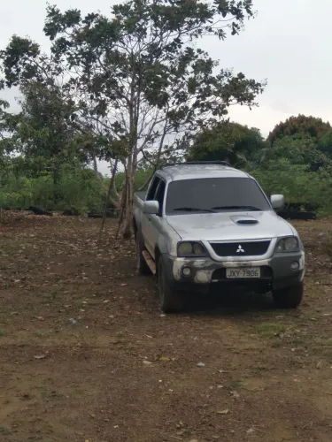 Mitsubishi L200 Outdoor HPE 2.5 4X4 CD T.dies. Mec. 2007