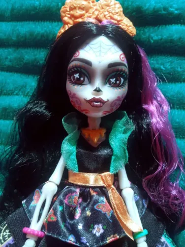 Boneca Skelita G3 monster high