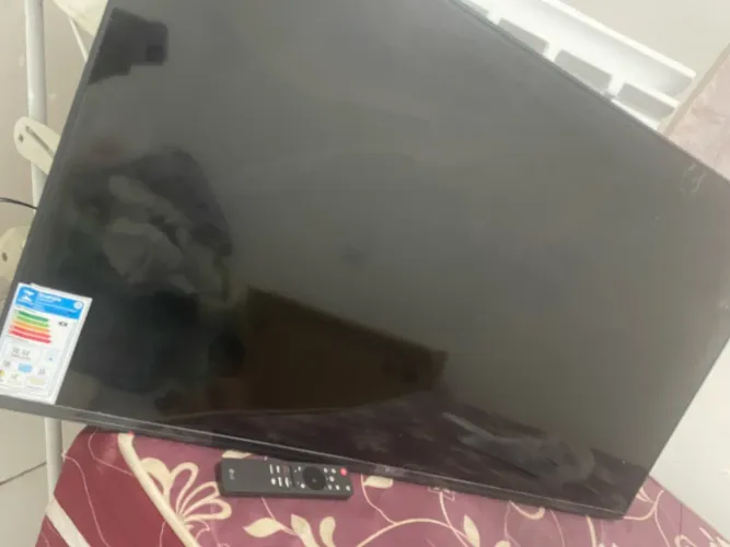 Smart Tv LG nova comprei na Amazon e a tela veio quebrada 