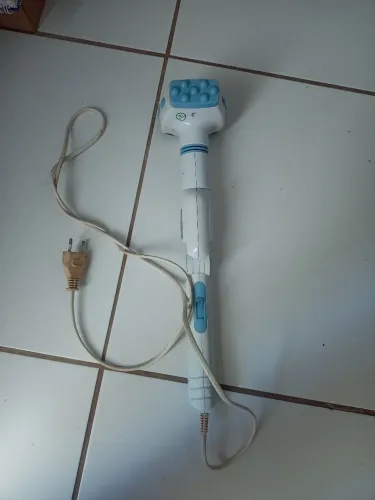 Massageador elétrico da marca G-TECH vendo por 60 reais no Pix 
