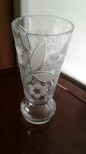 Vaso de cristal lapidados à mão da década de 60