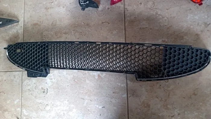 Grade dianteira inferior Peugeot 206