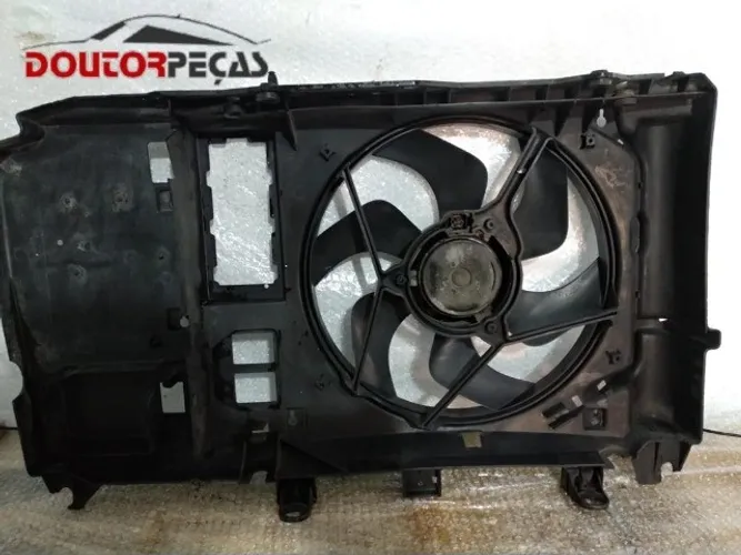 Radiador Citroen C3 2013/ *0 c/detalhe. 