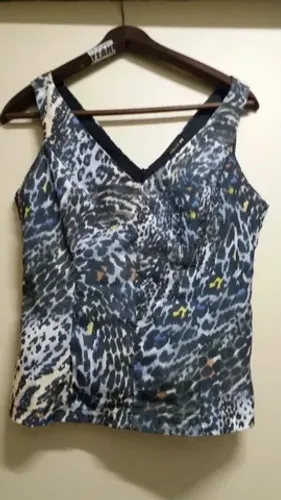 Blusa animal print cinza, Folic.