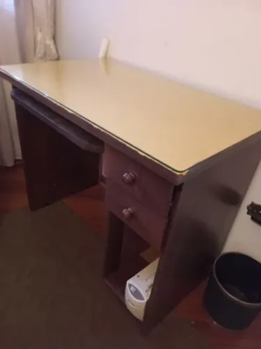 Mesa escritório antiga 