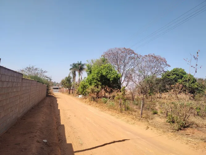 Área Top 4800m² - saída para Aragoiânia!