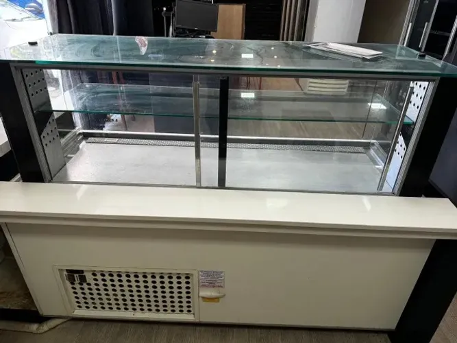 BALCÃO DE RESFRIADOS