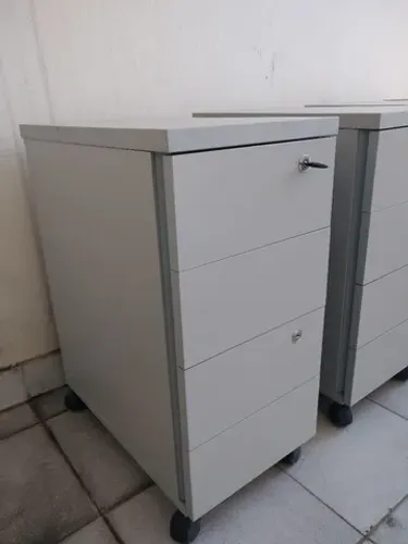 Gaveteiros de 450 por 280 cada