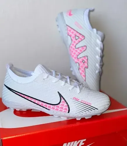Nike Air Society