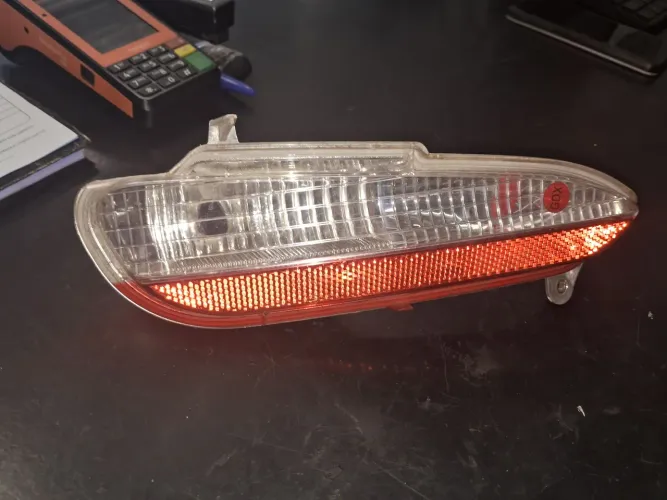Lanterna de re fiat punto LE