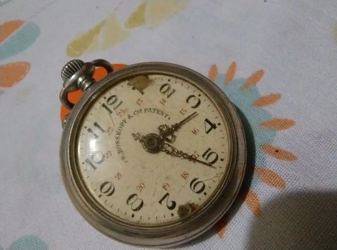 Relógio antigo