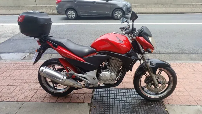 CB 300 2010 VERMELHA