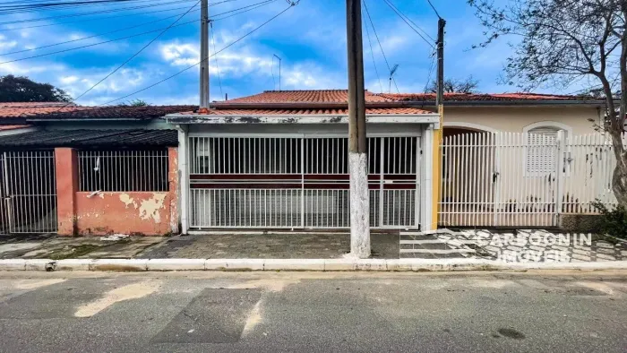Casa a Venda na Vila Resende em Caçapava