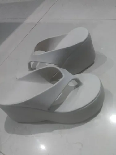 Sandália Melissa Melissa Free Thong Wedge