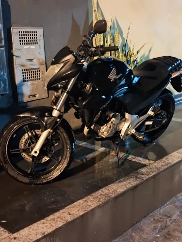 CB 300 2013 - Moto revisada! Pegar e andar