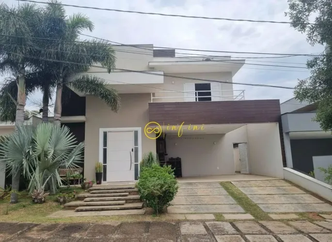 Casa de Condomínio com 4 Quartos à venda, 459 m² por R$ 2.600.000 - Condomínio Mont Blanc 