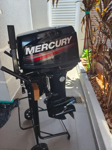 Motor de Popa 30 HP Mercury 2023