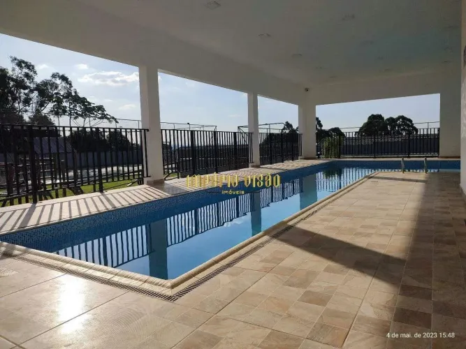 Sobrado com 4 quartos à venda no condomínio Renaissance - Suzano-SP.