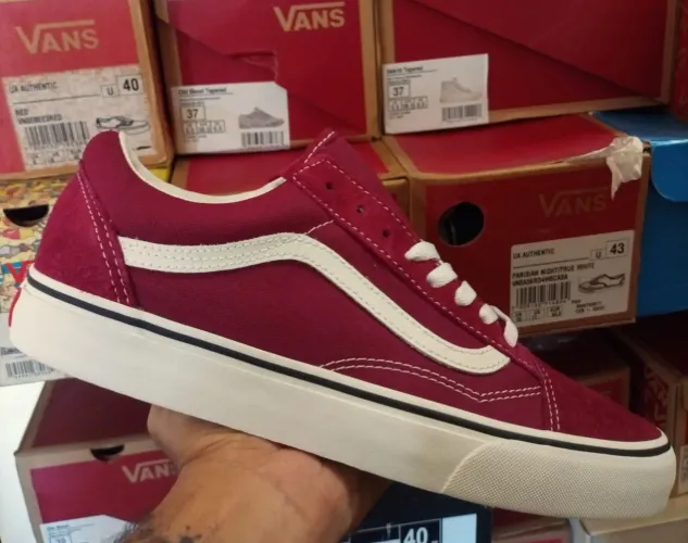 Tênis Vans Old Skool 43