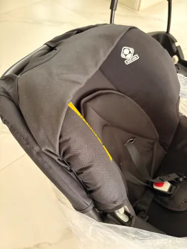 Vendo carrinho de bebê Mobi