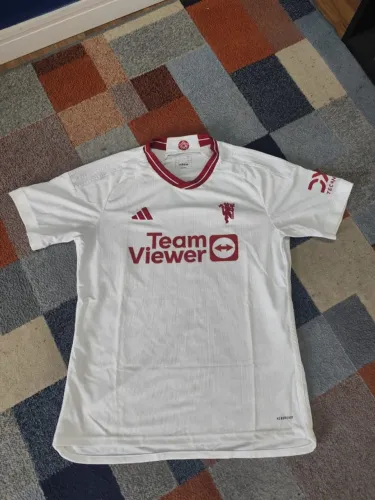 Camisa oficial Manchester United 2023/2024 Third