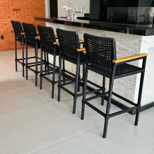 Banqueta Classic com braço (unidade)