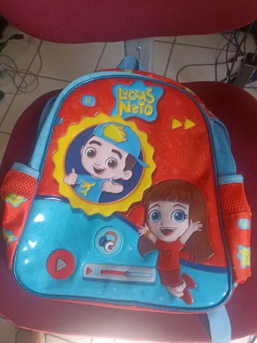 Bolsa escolar Lucas neto