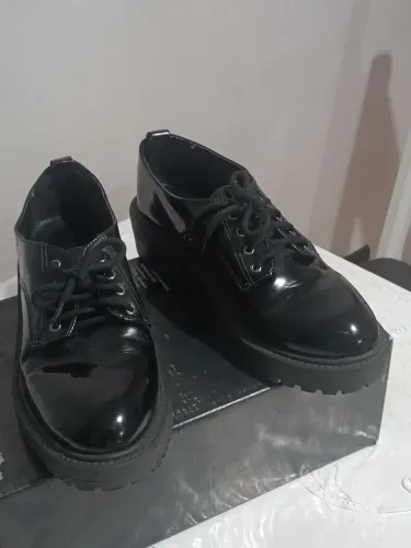Sapatos Oxford Vinil- Riachuelo 