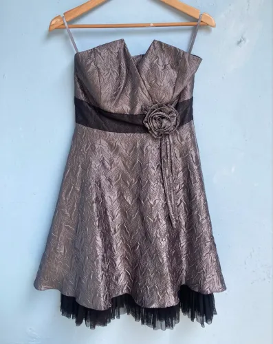 Vestido de Festa Prata Tomara que Caia, Tam P