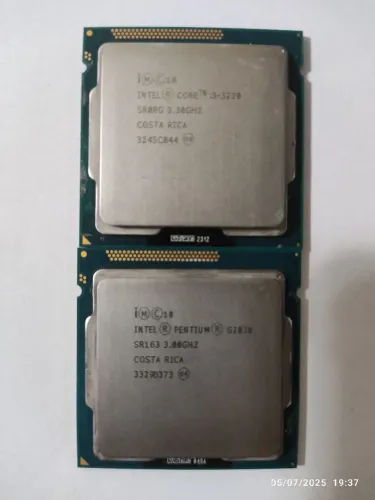 Processadores Intel Core i3-3220 e Pentium G2030