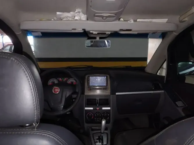 Fiat Idea Essence Dualogic 1.6 Flex 16V 5P 2013