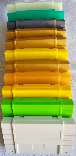 Carcaças para jogos de Super Nintendo (SNES). Preços variados, a partir de R$15.