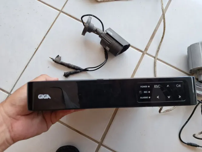 Câmeras de Segurança GIGA + DVR