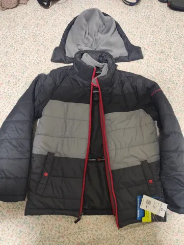 Jaqueta nova com etiqueta 