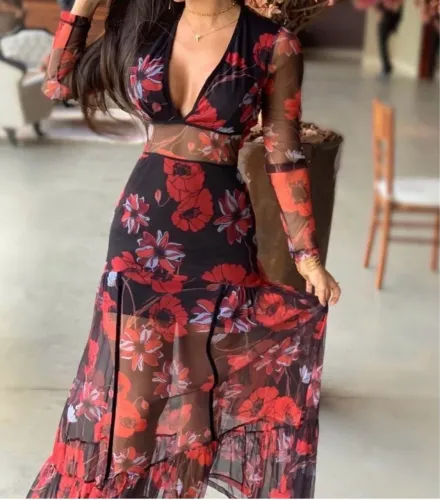 Vestido Floral Colcci com Transparência - Elegância e Estilo!