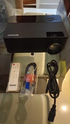 Projetor Exbom Pj-v220 Full Hd 1080p 2800 Lumens 2Hdmi 1Vga 2Usb Excelente