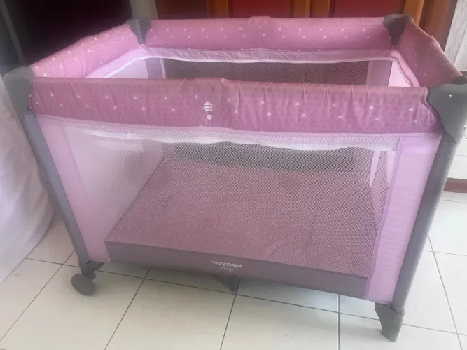 Berço Rosa Menina Voyage Sleep Novídsimo