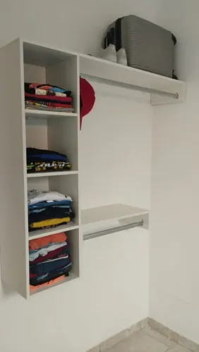 Mini Closet para lojas ou quartos