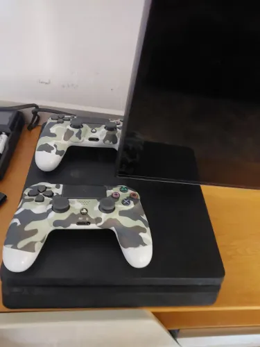 PS4 super slim 1 tera 