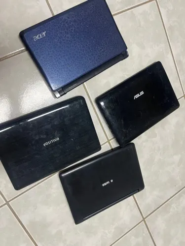 Vendo lote de 4 netbooks para retirada de peças