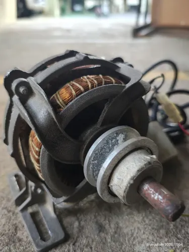 Motor de Máquina de Lavar - Peça de reposição