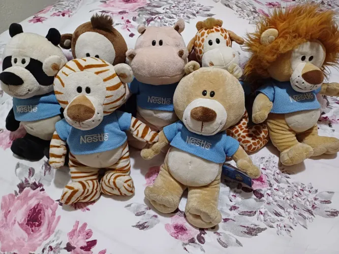Lote de Pelúcias Nestlé - Diversos Personagens