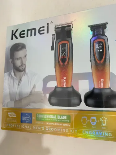 Máquina de Cortar Cabelo Keme KM-8552 kit 9000Rpm
