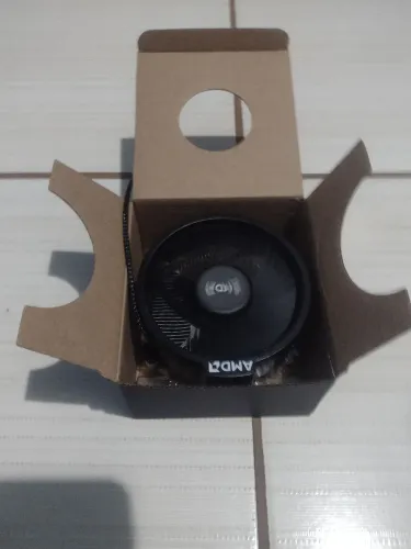 Cooler AMD Wraith Stealth Original, nunca usado.